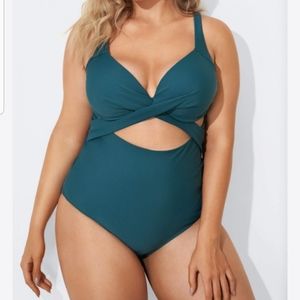 NWT Green Modest Cutout One Piece Swimsuit